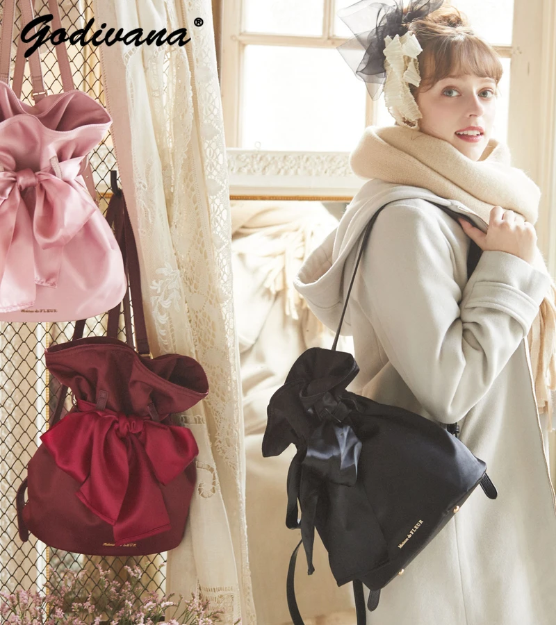 Japanese Style Satin Bow Drawstring Bucket Bag Women's Double Shoulder Ballet Dance Backpack Bag Fashion Shoulder Bags
Japanese Style Satin Bow Drawstring Bucket Bag Women's Double Shoulder Ballet Dance Backpack Bag Fashion Shoulder Bags