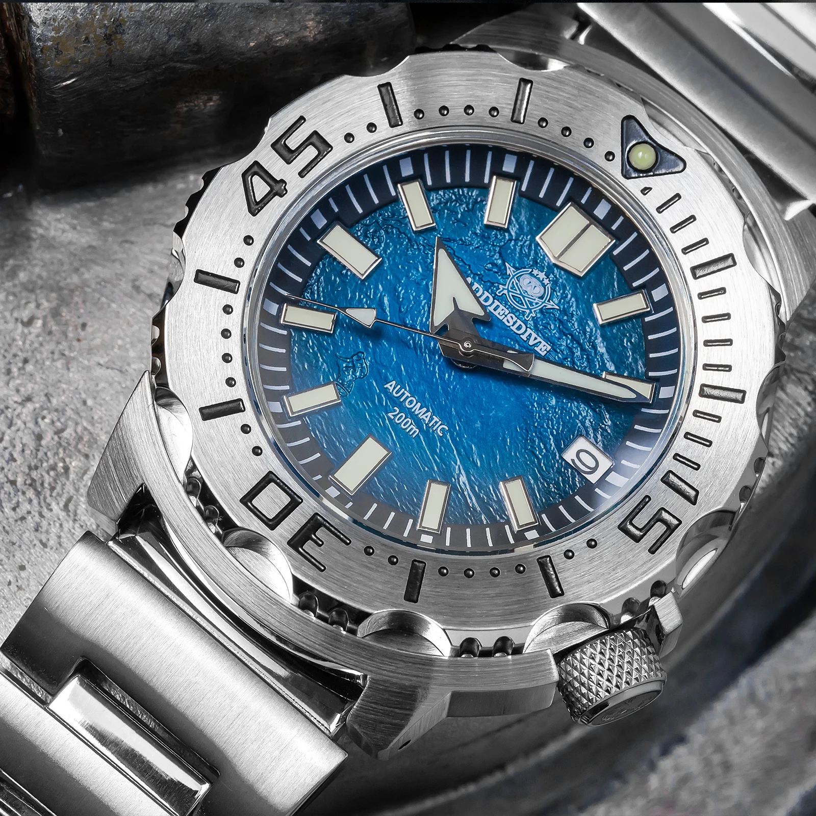 ADDIESDIVE Sapphire Diver Watches NH35 Movement 20Bar Waterproof Luminous Automatic Mechanical Watch AD2047 Blue Dial Wristwatch
ADDIESDIVE Sapphire Diver Watches NH35 Movement 20Bar Waterproof Luminous Automatic Mechanical Watch AD2047 Blue Dial Wristwatch