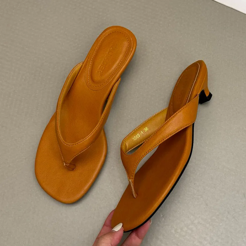 2026 Summer New Brand Women Slipper Fashion Open Toe Slip On Flip Flop Ladies Elegant Thin Low Heel Outdoor Beach Slid New Woman
2026 Summer New Brand Women Slipper Fashion Open Toe Slip On Flip Flop Ladies Elegant Thin Low Heel Outdoor Beach Slid New Woman
