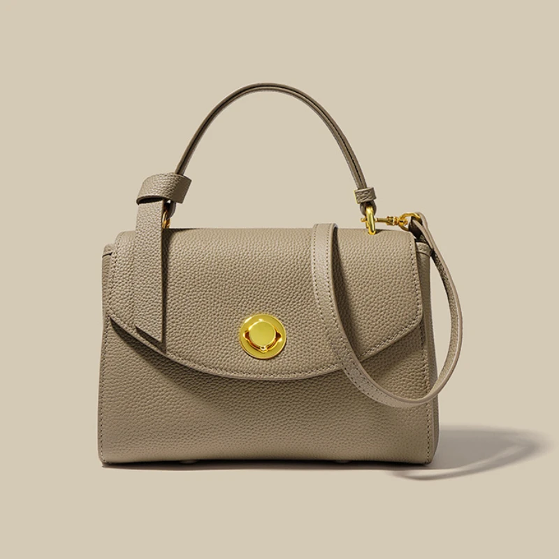 New Women's Handbag Top Layer Cowhide Temperament Leisure Crossbody Bag Genuine Leather One Shoulder Bag Fashion Small Tote Bag
New Women's Handbag Top Layer Cowhide Temperament Leisure Crossbody Bag Genuine Leather One Shoulder Bag Fashion Small Tote Bag