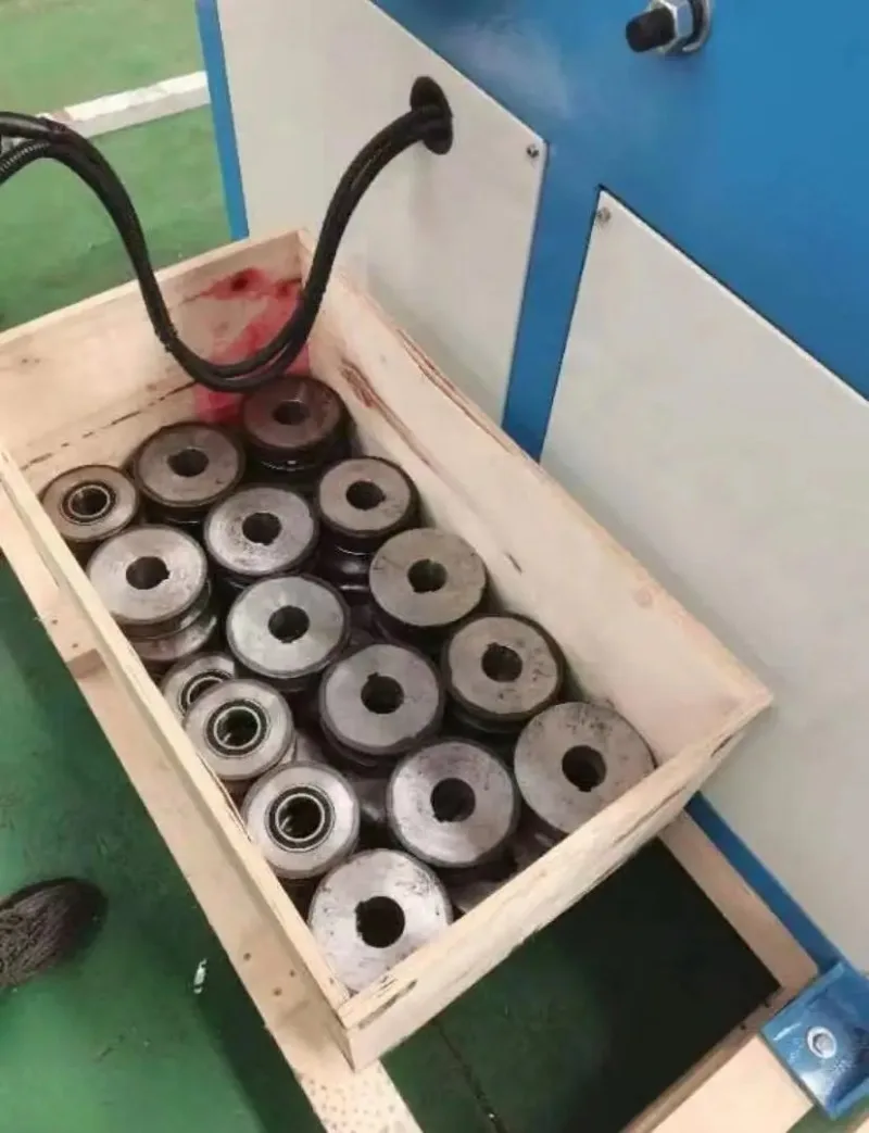 Pipe Rolling Mold Tooling For BR80NC Hydraulic Rolling Bending Machine
Pipe Rolling Mold Tooling For BR80NC Hydraulic Rolling Bending Machine