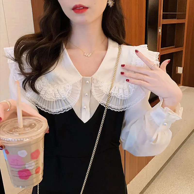 2022 Autumn Peter Pan Collar French Elegant Temperament Lace Chic High Waist Puff Sleeve Women Dress Sweet Vestidos Midi Dress
2022 Autumn Peter Pan Collar French Elegant Temperament Lace Chic High Waist Puff Sleeve Women Dress Sweet Vestidos Midi Dress