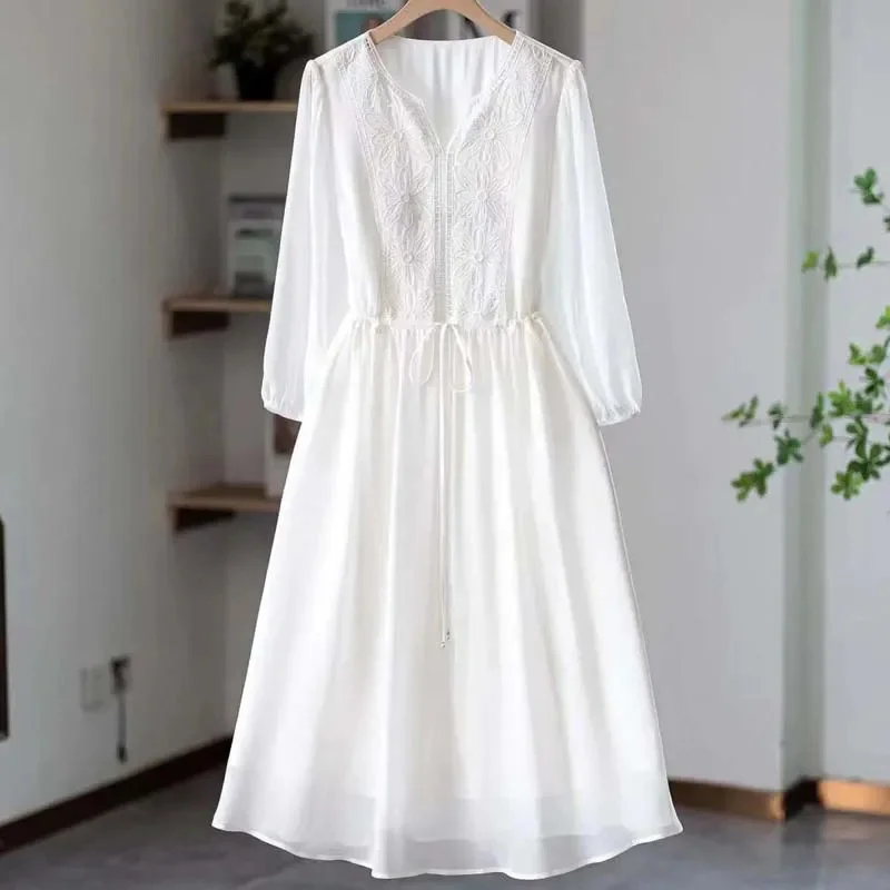 Embroidered Chiffon Dress For Women Spring/Summer New High end Dresses Loose Mom Long Dresses Femme Vestidos New
Embroidered Chiffon Dress For Women Spring/Summer New High end Dresses Loose Mom Long Dresses Femme Vestidos New 