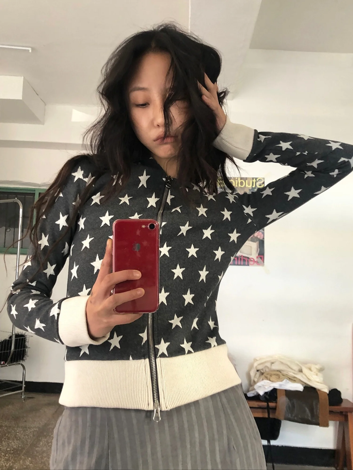 Korean Style Spicy Girl Zipper Hooded Color Block Sweater Short Coat for Women Slim Fit Long Sleeve Autumn Spring Fashion
Korean Style Spicy Girl Zipper Hooded Color Block Sweater Short Coat for Women Slim Fit Long Sleeve Autumn Spring Fashion