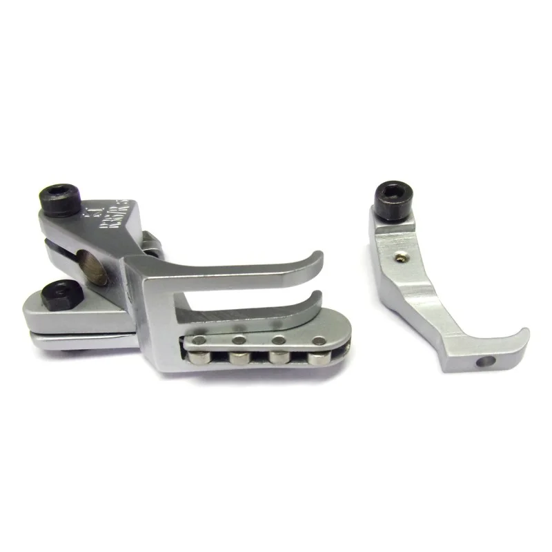 R367R Right Roller Guide Feet Fit for DURKOPP ADLER 367 Sewing Machine Parts #R367R Presser Foot
R367R Right Roller Guide Feet Fit for DURKOPP ADLER 367 Sewing Machine Parts #R367R Presser Foot