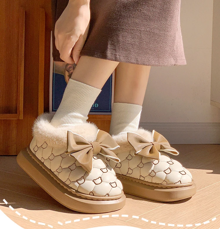 Winter Snow Booties Indoor Fluffy Slippers Women House Flats Fashion Footwear Warm Platform Ankle Boots Female Bowknot Designer
Winter Snow Booties Indoor Fluffy Slippers Women House Flats Fashion Footwear Warm Platform Ankle Boots Female Bowknot Designer
