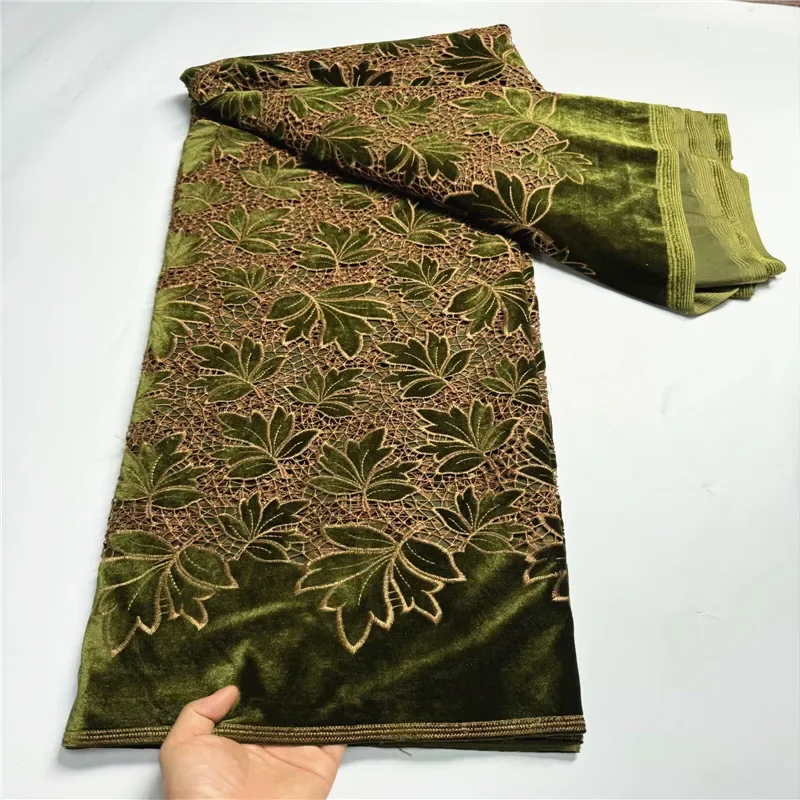 5 Yard Nigerian Velvet Sequins Lace Fabric High Quality African Heavy Beaded And Pearls For Woman Party Dresses 9L6041901
5 Yard Nigerian Velvet Sequins Lace Fabric High Quality African Heavy Beaded And Pearls For Woman Party Dresses 9L6041901