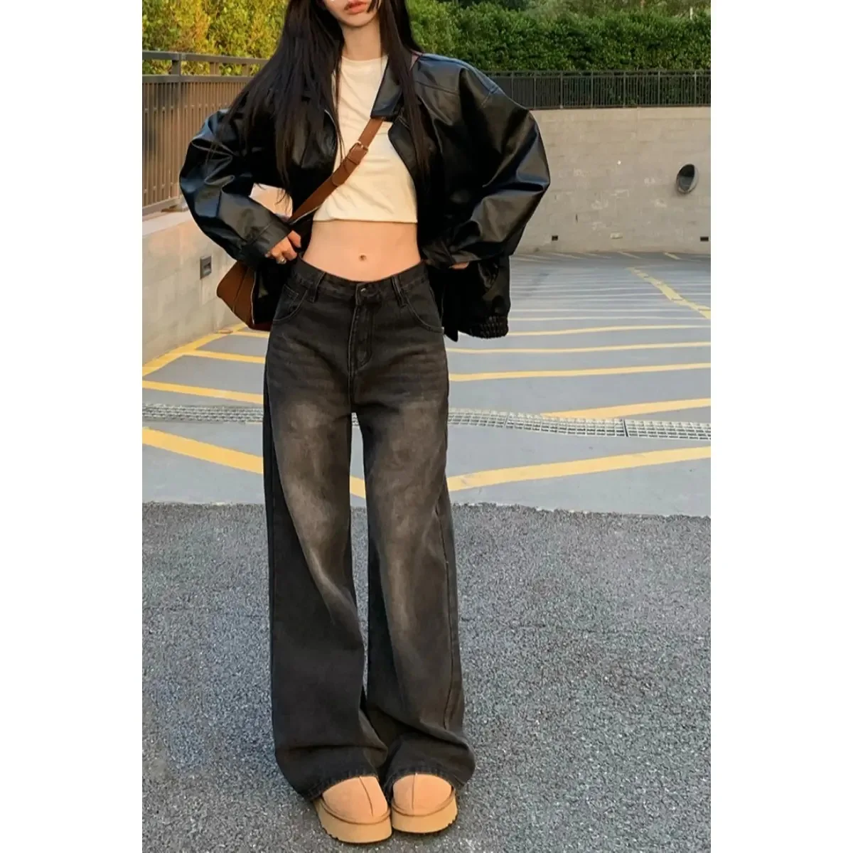 Американские винтажные модные женские однотонные повседневные модные свободные широкие брюки с высокой талией, прямые простые джинсовые брюки, женские джинсы
Американские винтажные модные женские однотонные повседневные модные свободные широкие брюки с высокой талией, прямые простые джинсовые брюки, женские джинсы