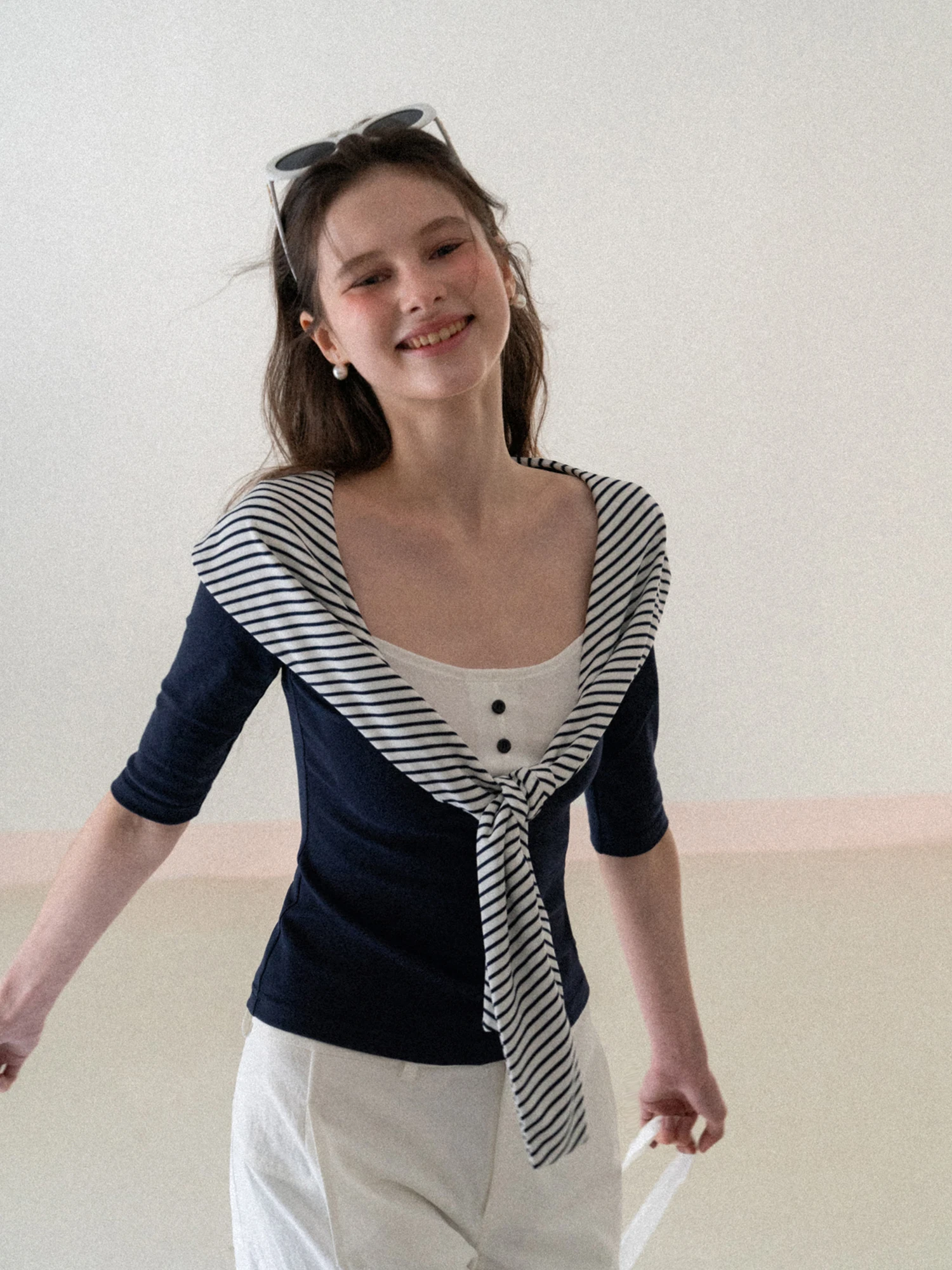 Naval Style Striped Shoulder T-Shirt Slim Fit Ladies' Spring Summer Top EGGKA Design Sense Fake Two-Piece Five-Sleeve Shirt
Naval Style Striped Shoulder T-Shirt Slim Fit Ladies' Spring Summer Top EGGKA Design Sense Fake Two-Piece Five-Sleeve Shirt
