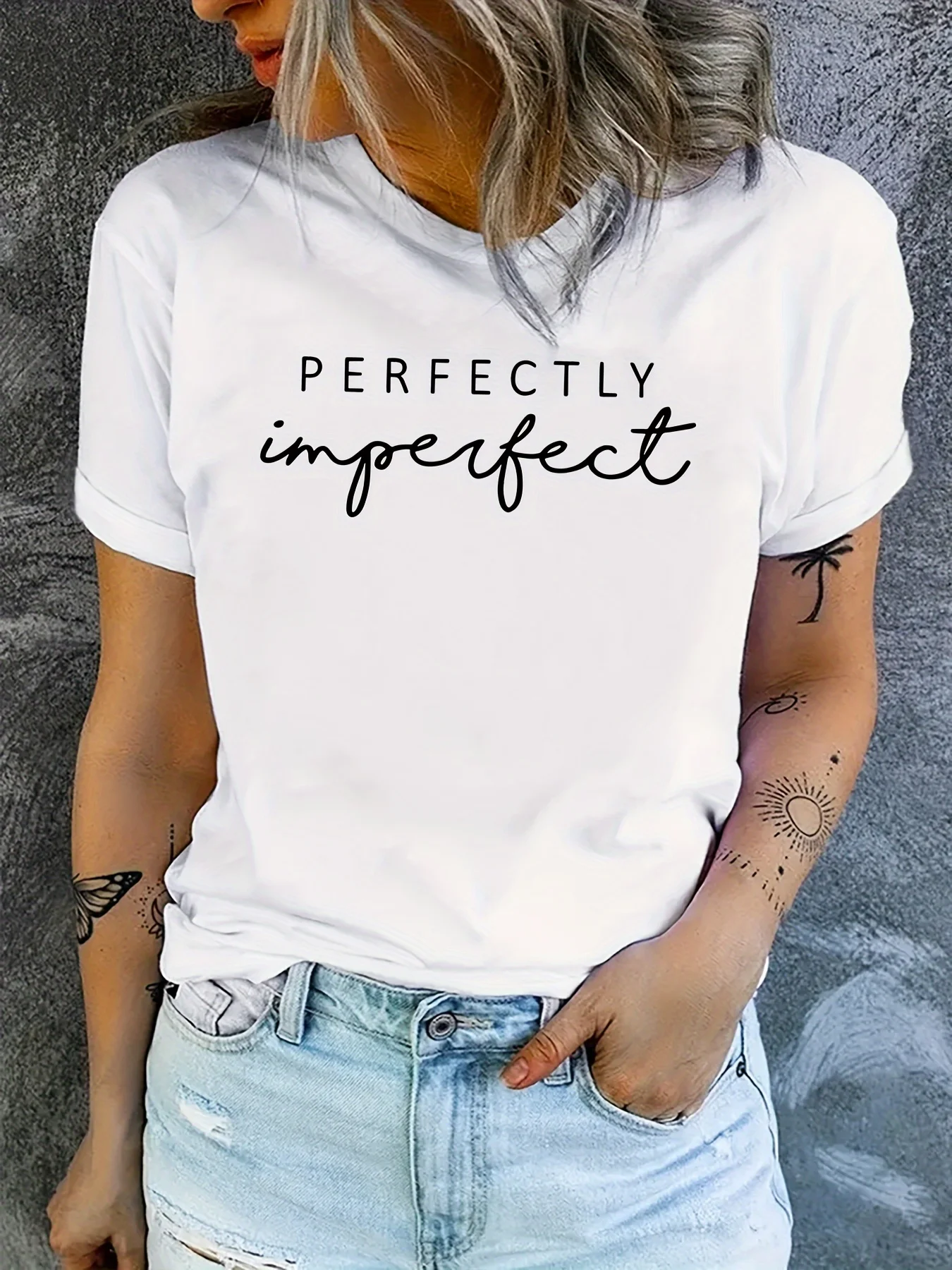 Повседневная спортивная футболка Perfectly Imperfect с буквенным рисунком, модные топы с короткими рукавами для бега и тренировок, женская спортивная одежда
Повседневная спортивная футболка Perfectly Imperfect с буквенным рисунком, модные топы с короткими рукавами для бега и тренировок, женская спортивная одежда