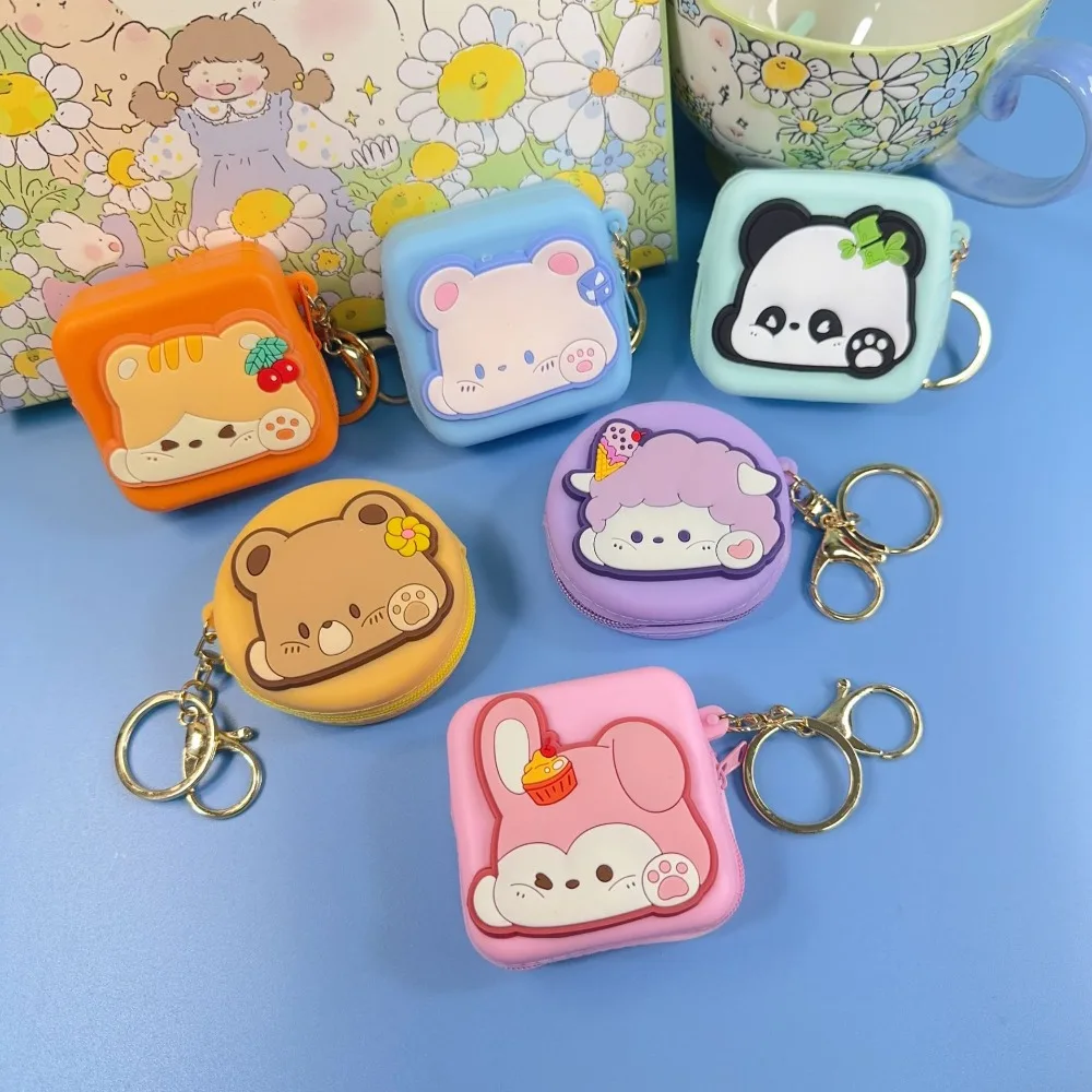 Силиконовый квадратный кошелек для монет, сумка для хранения наушников, женская портативная косметичка для губной помады, простая сумка для маленьких предметов для девочек
Силиконовый квадратный кошелек для монет, сумка для хранения наушников, женская портативная косметичка для губной помады, простая сумка для маленьких предметов для девочек