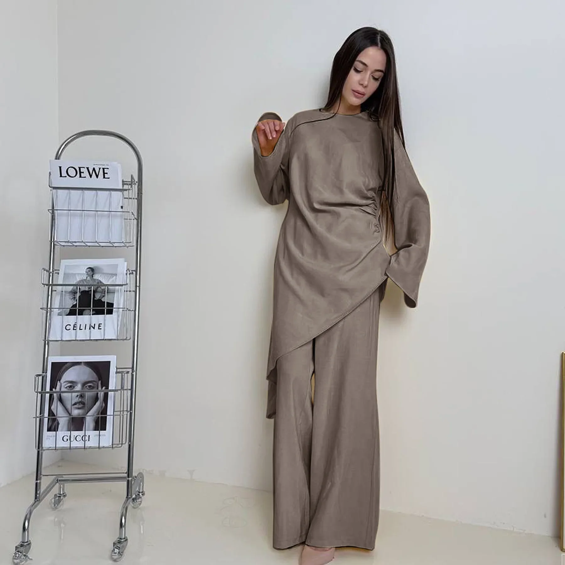 Комплект из 2 предметов: мусульманский женский костюм (топ и брюки), дубайская абайя, исламская одежда, турецкие наряды, блузка, брюки, халат, комплекты для мусульманок
Комплект из 2 предметов: мусульманский женский костюм (топ и брюки), дубайская абайя, исламская одежда, турецкие наряды, блузка, брюки, халат, комплекты для мусульманок