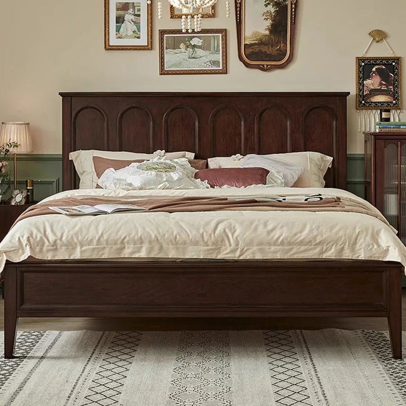 American retro solid wood bed French retro master bedroom double bedroom flat head large simple wedding
American retro solid wood bed French retro master bedroom double bedroom flat head large simple wedding