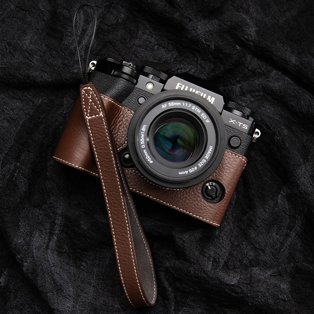 Handmade Genuine Leather XT5 Bag Protective Case Kit for Fujifilm XT5 X-T5 Case Camera Bag Retro XT5 Camera Bag with Wrist Strap
Handmade Genuine Leather XT5 Bag Protective Case Kit for Fujifilm XT5 X-T5 Case Camera Bag Retro XT5 Camera Bag with Wrist Strap