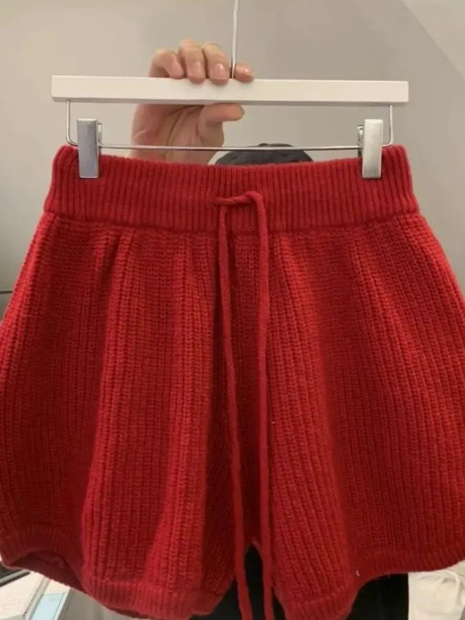 Autumn Winter plus Size Knitted Wide Leg Shorts Women's Casual Thickened Outerwear Woolen Pants Trendy High Waist Straight Tube
Autumn Winter plus Size Knitted Wide Leg Shorts Women's Casual Thickened Outerwear Woolen Pants Trendy High Waist Straight Tube