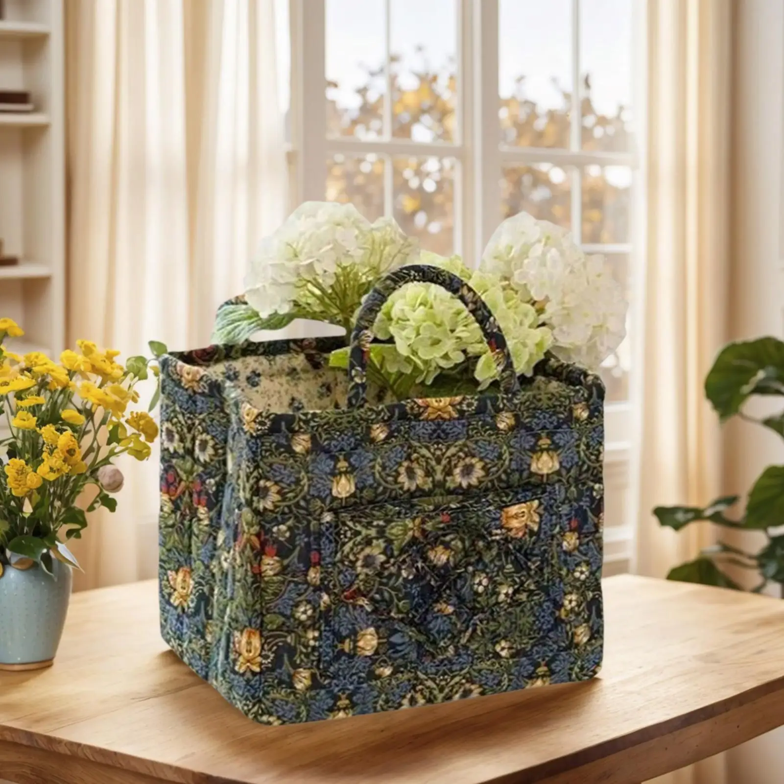 Складная тканевая корзина для хранения с ручками, большая вместимость, для спальни, квартиры, общежития, отеля, пикника
Складная тканевая корзина для хранения с ручками, большая вместимость, для спальни, квартиры, общежития, отеля, пикника