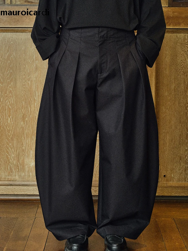 Mauroicardi Spring Autumn Oversized Long Black Flowy Baggy Wide Leg Cocoon Pants for Mens Streetwear Loose Casual Trousers 2026
Mauroicardi Spring Autumn Oversized Long Black Flowy Baggy Wide Leg Cocoon Pants for Mens Streetwear Loose Casual Trousers 2026