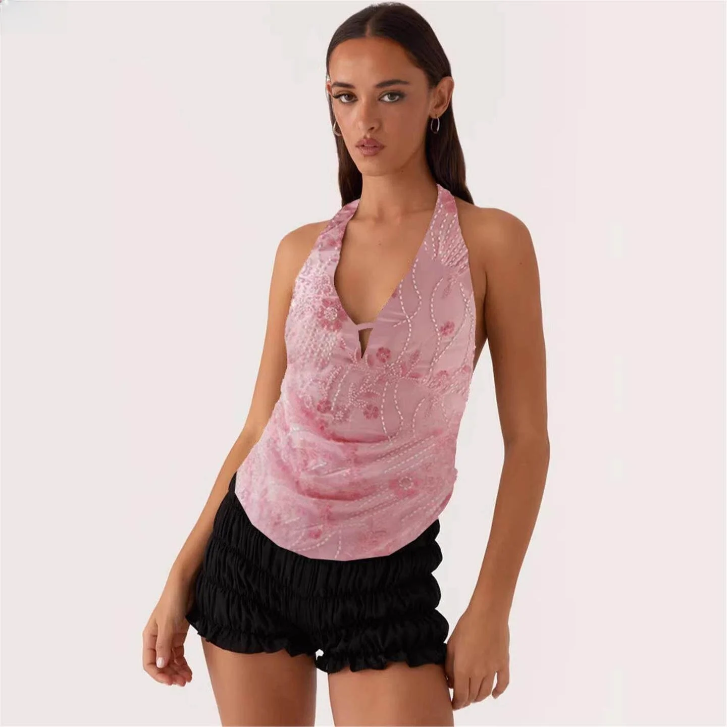 Shiny Sequin Floral Patchwork Halter Top Women's Backless Neck Hanging Bright Sparkling Top European Style Casual Vest
Shiny Sequin Floral Patchwork Halter Top Women's Backless Neck Hanging Bright Sparkling Top European Style Casual Vest
