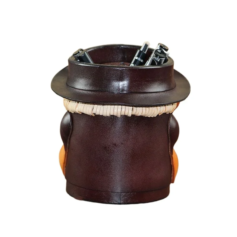 Large capacity pen holder handmade cartoon leather storage box office desktop ornament
Large capacity pen holder handmade cartoon leather storage box office desktop ornament