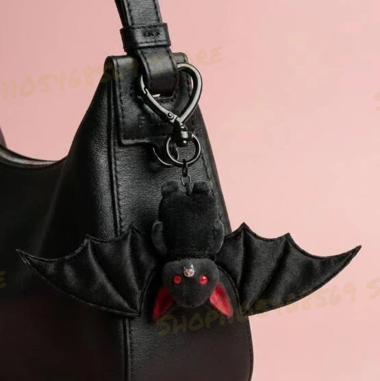 Cute Black Bat Keychain Back Packaging Accessory Fashionable Party Gift
Cute Black Bat Keychain Back Packaging Accessory Fashionable Party Gift
