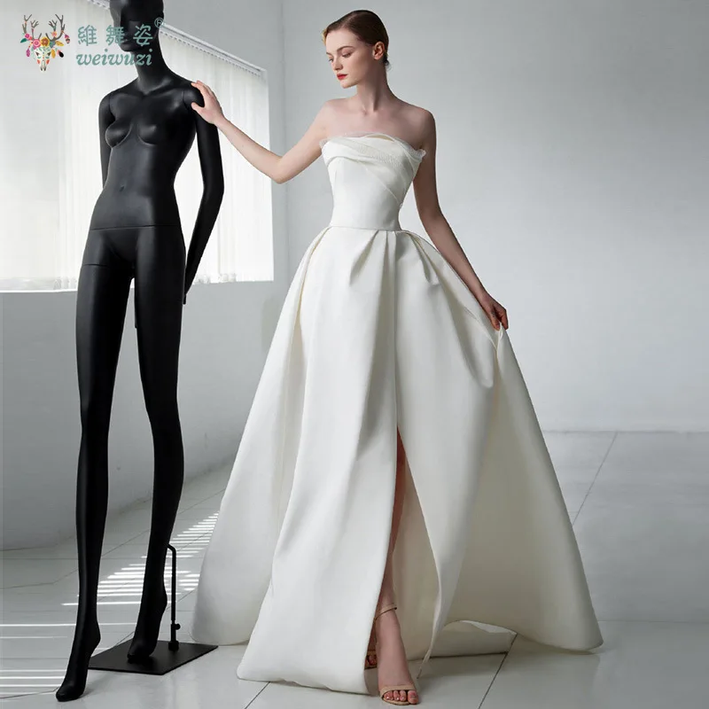Satin French Style Side Slit Bridal Wedding Dress 2025 New Simple Temperament A-line Strapless Engagement Wedding Dress 
Satin French Style Side Slit Bridal Wedding Dress 2025 New Simple Temperament A-line Strapless Engagement Wedding Dress