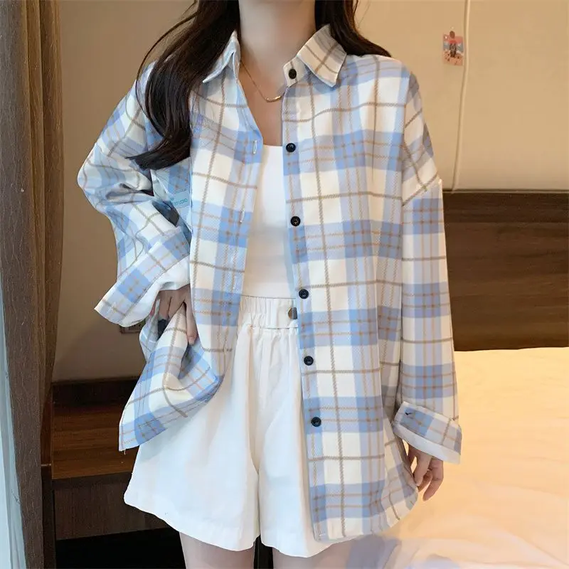 Blue Checkered Long Sleeves Shirt Jacket for Women Spring Autumn New Loose Slimming Casual Commuting Tops Fashion Women Clothing 
Blue Checkered Long Sleeves Shirt Jacket for Women Spring Autumn New Loose Slimming Casual Commuting Tops Fashion Women Clothing