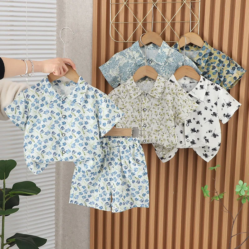 Boys short sleeve suit new summer shirt style casual full print flower shirt lapel two-piece set tide
Boys short sleeve suit new summer shirt style casual full print flower shirt lapel two-piece set tide