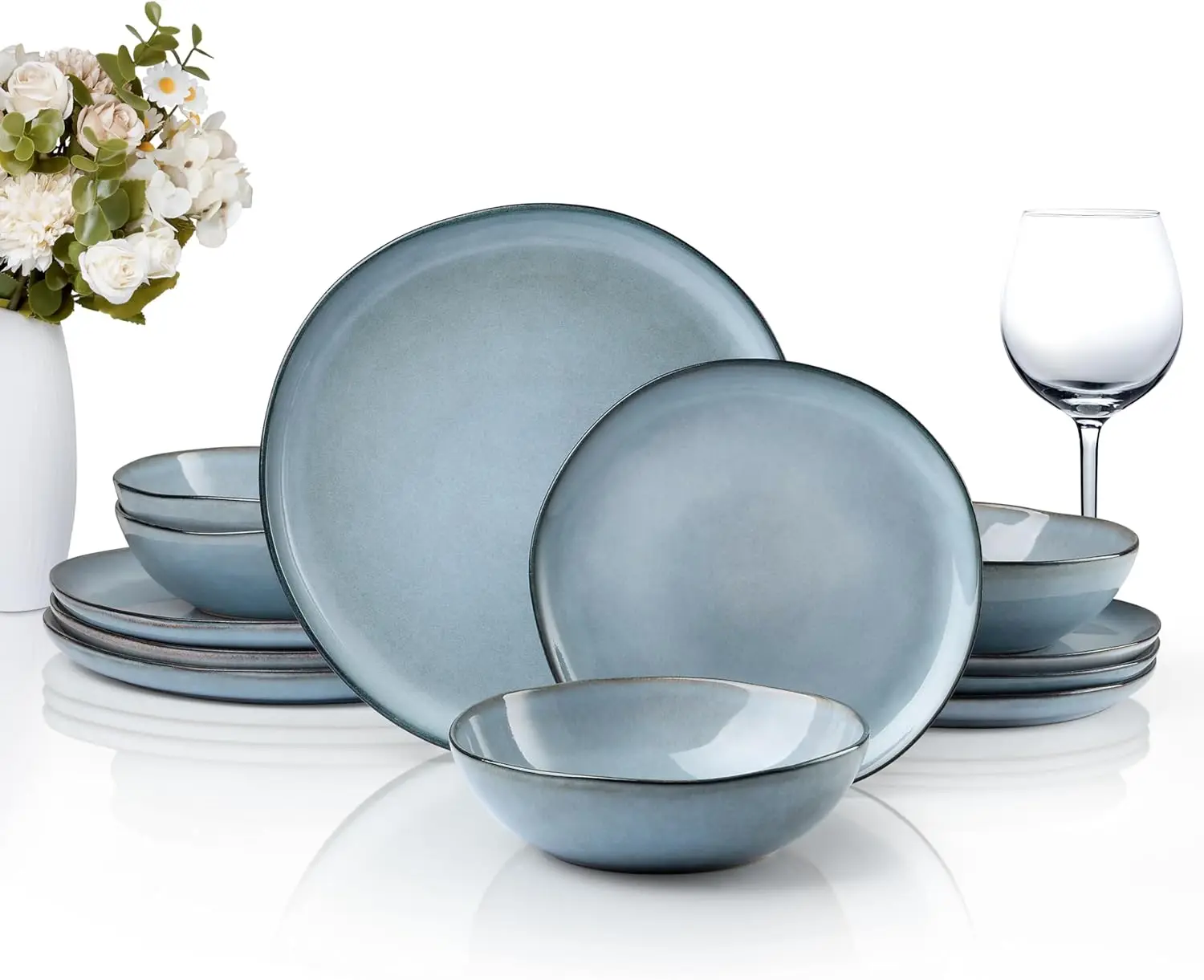 Набор посуды из 12 предметов для 4 персон, круглые тарелки и миски, устойчивые к растрескиванию, для использования в микроволновой печи и духовке, цвет туманно-синий
Набор посуды из 12 предметов для 4 персон, круглые тарелки и миски, устойчивые к растрескиванию, для использования в микроволновой печи и духовке, цвет туманно-синий