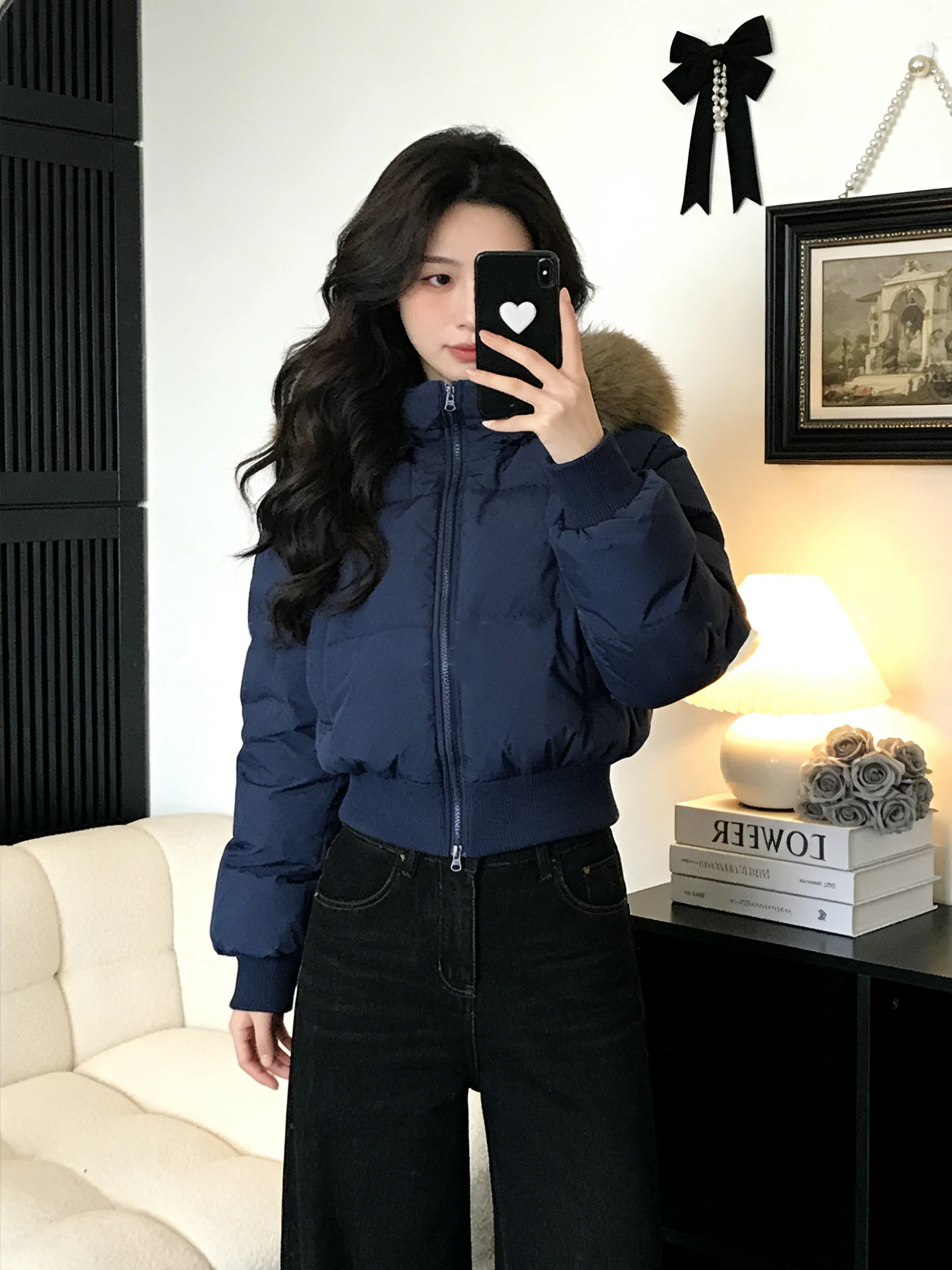 Американская утепленная куртка-пуховик для женщин с большим меховым воротником, капюшоном и поясом на талии, осенне-зимняя новинка, хлопок
Американская утепленная куртка-пуховик для женщин с большим меховым воротником, капюшоном и поясом на талии, осенне-зимняя новинка, хлопок