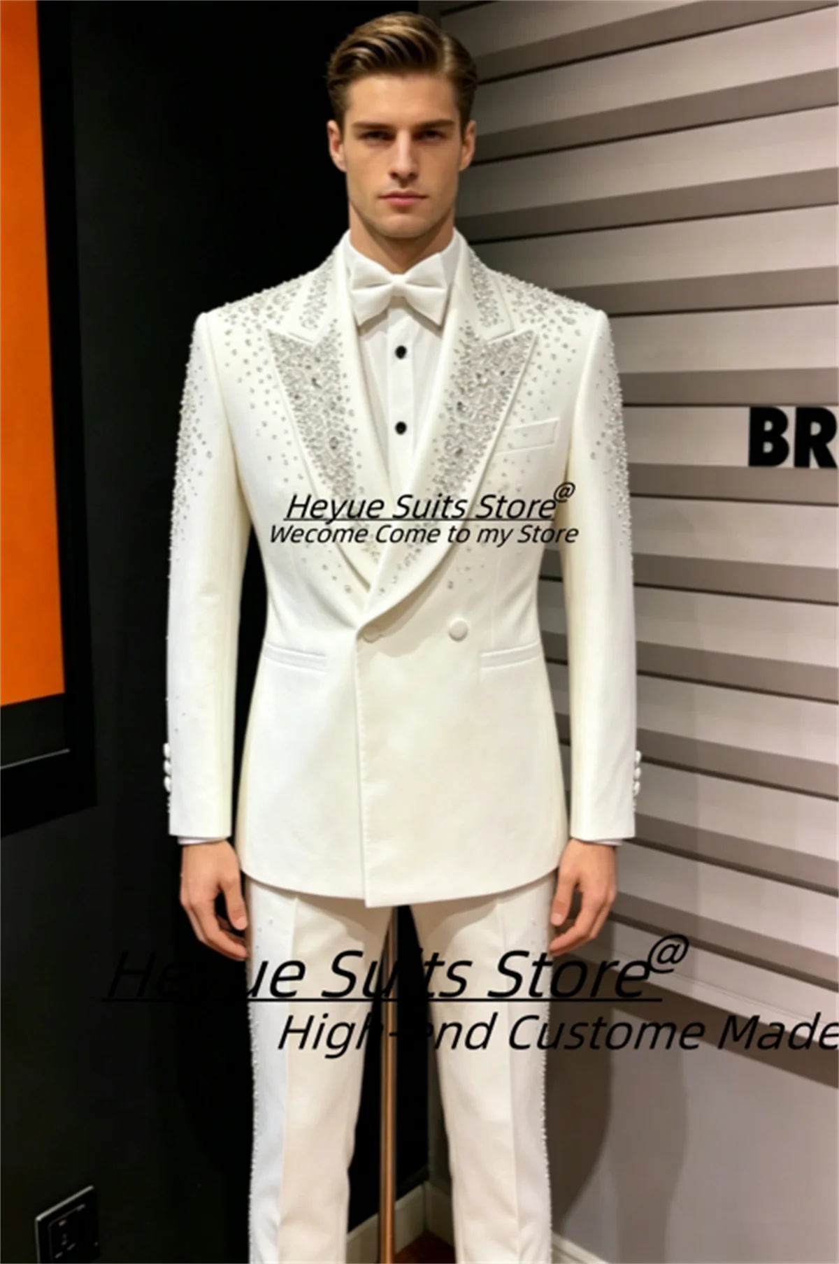 Gorgeous Diamond Embroidery Groom Wedding Tuxedos Customized Slim Fit Peak Lapel Men Suits 2 Pieces Sets Male Prom Blazers
Gorgeous Diamond Embroidery Groom Wedding Tuxedos Customized Slim Fit Peak Lapel Men Suits 2 Pieces Sets Male Prom Blazers