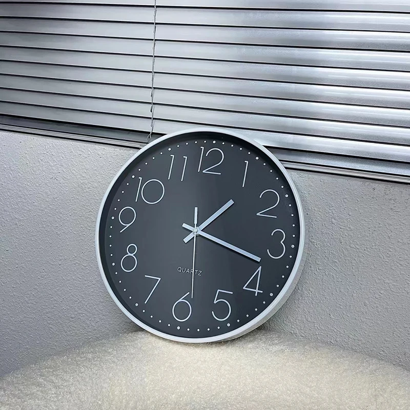 Wall Clock Black Modern Quiet Art Metal Creative Living Room Office Minimalist Wall Watch Glass Reloj Cocina Metal Wall Decor
Wall Clock Black Modern Quiet Art Metal Creative Living Room Office Minimalist Wall Watch Glass Reloj Cocina Metal Wall Decor