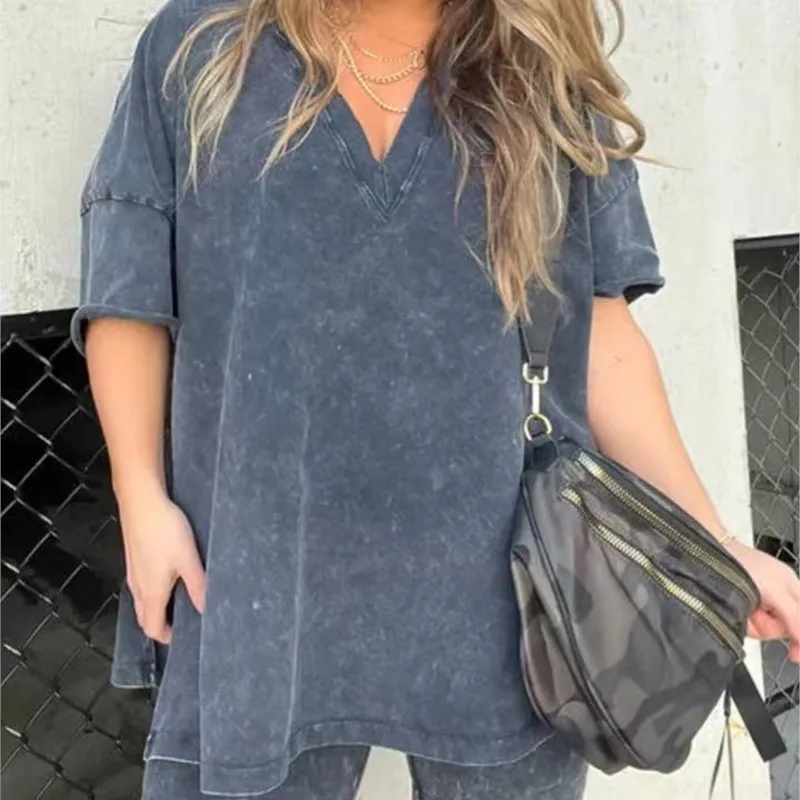 Women's 2 Piece Set Outfit Loose Solid Color V-Neck Short Sleeve Top Shorts Sportswear Set Fashion Ladies Streetwear Outfit
Women's 2 Piece Set Outfit Loose Solid Color V-Neck Short Sleeve Top Shorts Sportswear Set Fashion Ladies Streetwear Outfit