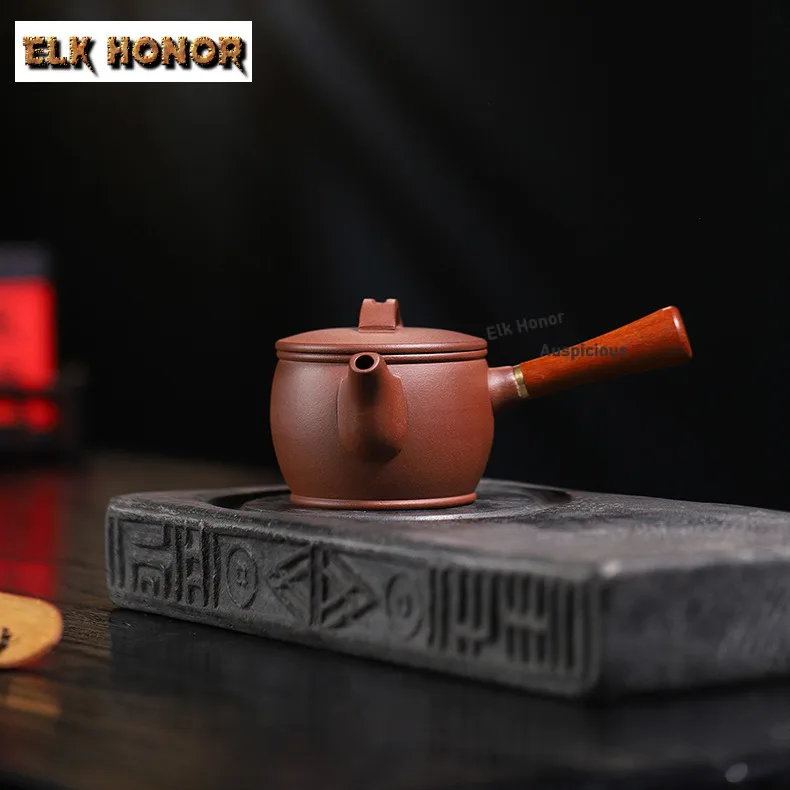 230 мл классические чайники из фиолетовой глины Исин ручной работы с деревянной ручкой, горшок большого калибра, чайник из сырой руды и грязи, чайный сервиз Zisha, чайные услуги
230 мл классические чайники из фиолетовой глины Исин ручной работы с деревянной ручкой, горшок большого калибра, чайник из сырой руды и грязи, чайный сервиз Zisha, чайные услуги