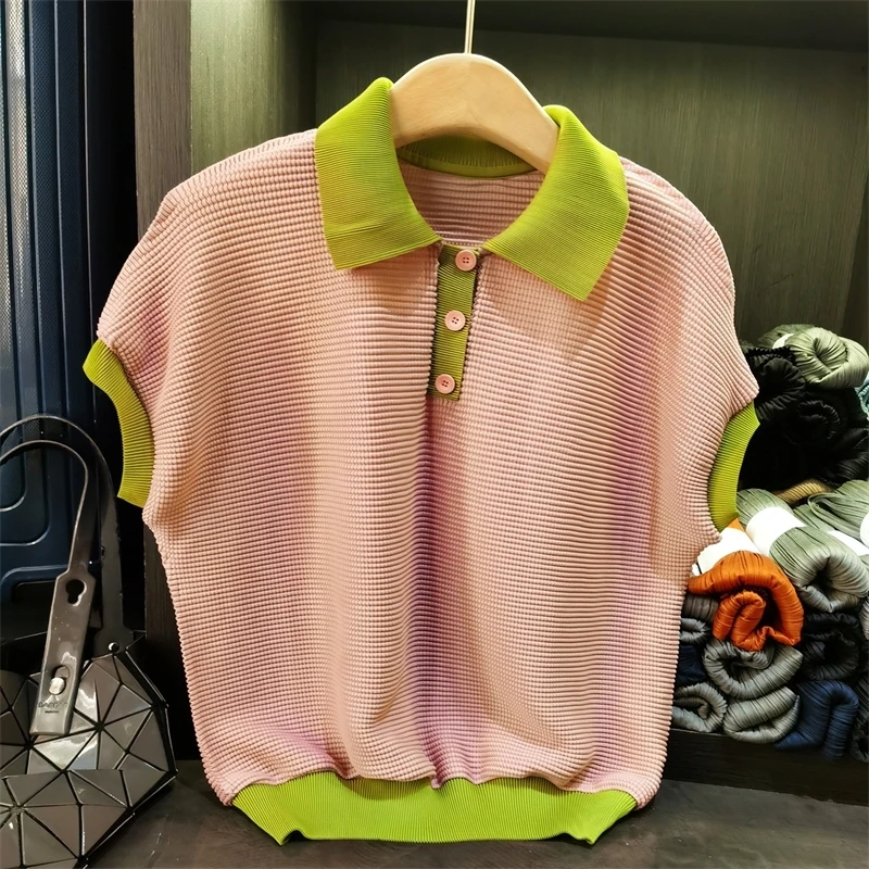 ALSEY Miyake Colour Blocking Standing Collar Women's T Shirt 2025 Summer Loose Fashion Casual Stretch Short Sleeve Pullover Top
ALSEY Miyake Colour Blocking Standing Collar Women's T Shirt 2025 Summer Loose Fashion Casual Stretch Short Sleeve Pullover Top