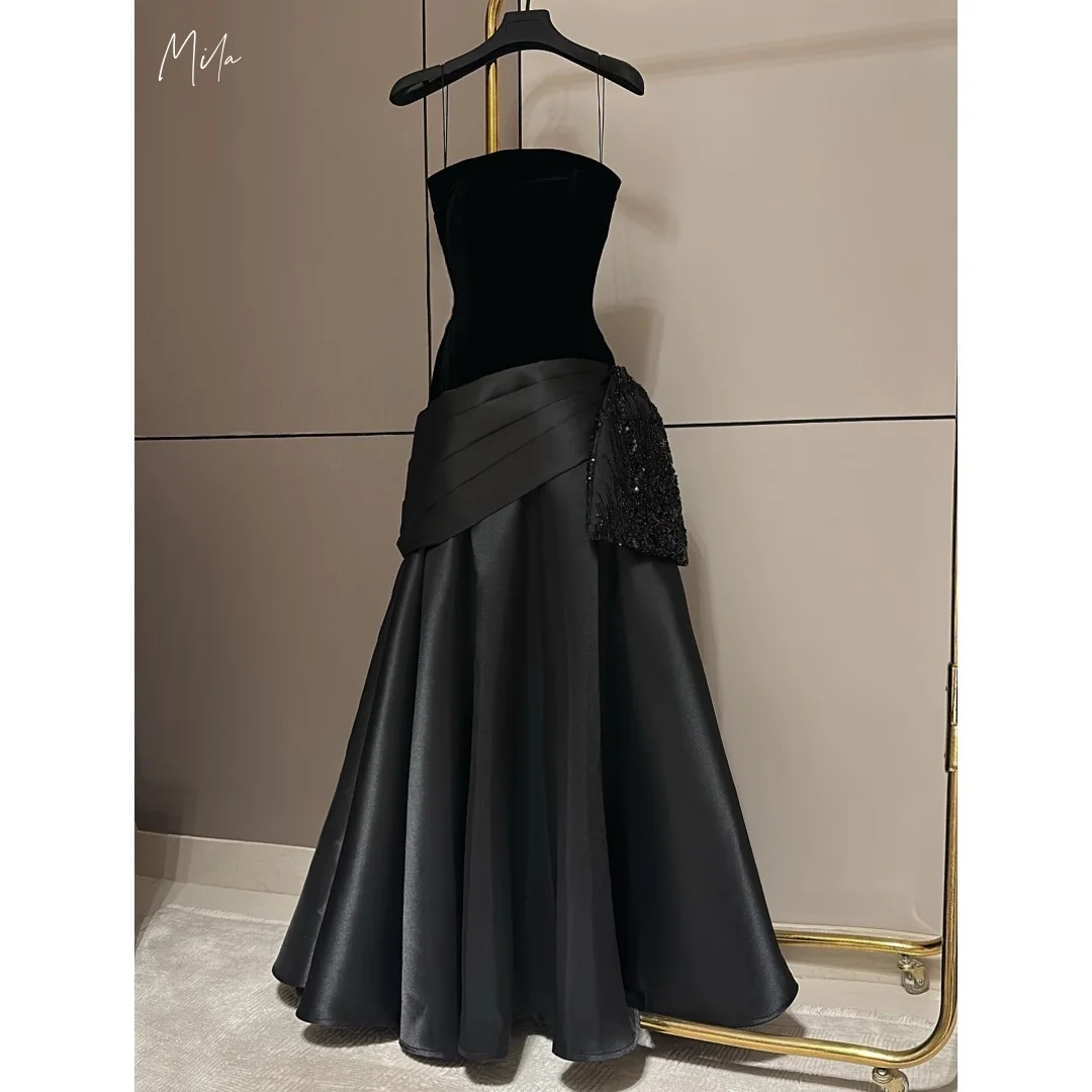 Mila Black Strapless Velvet & Satin Prom Dresses Sequin Patch Customized Formal Evening Flared Floor-Length vestidos de gala
Mila Black Strapless Velvet & Satin Prom Dresses Sequin Patch Customized Formal Evening Flared Floor-Length vestidos de gala