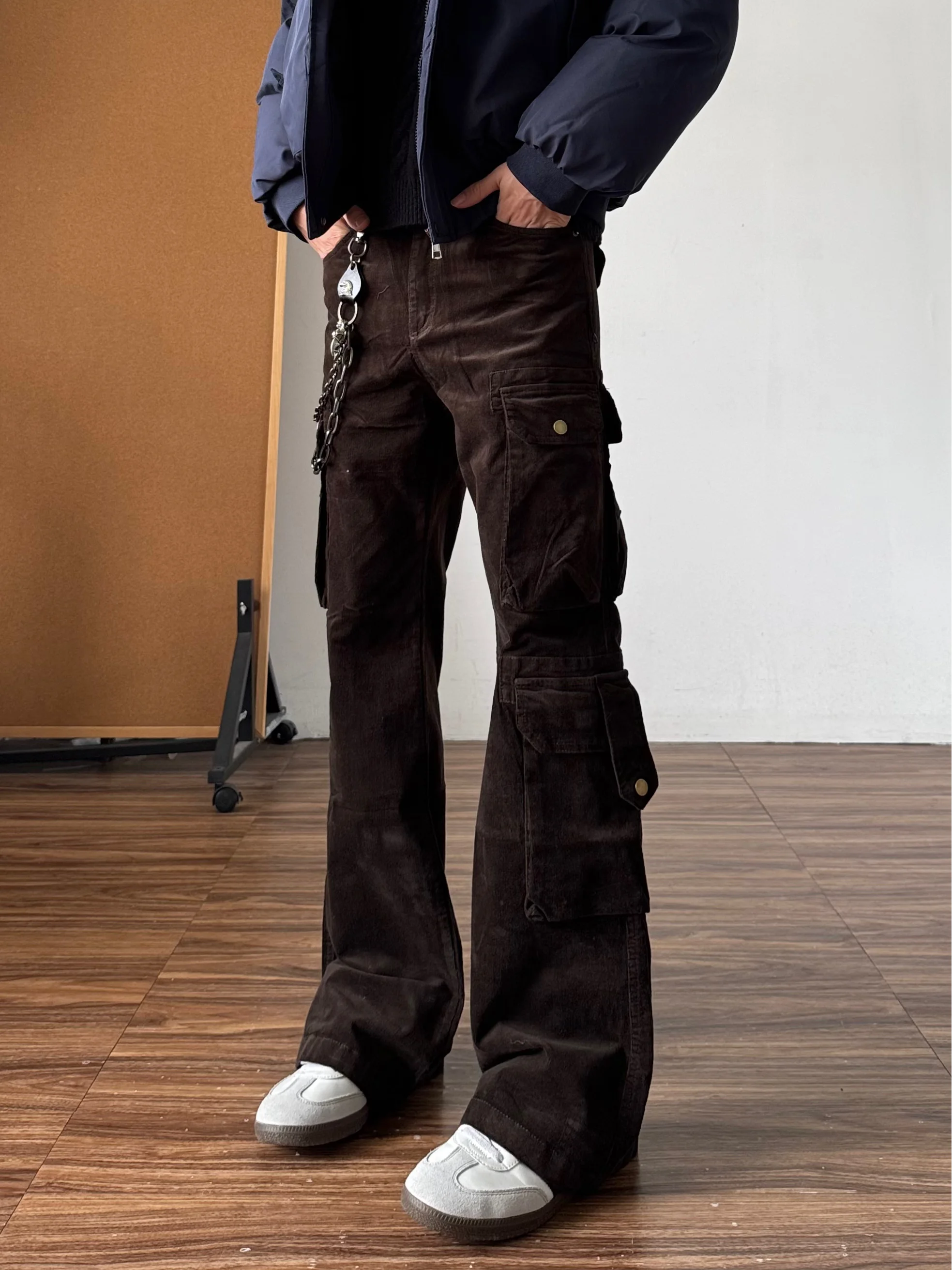 Retro American High Street Men's Corduroy Flared Workwear Jeans Straight Leg Pants Autumn Winter mid Waist Zipper Fly
Retro American High Street Men's Corduroy Flared Workwear Jeans Straight Leg Pants Autumn Winter mid Waist Zipper Fly
