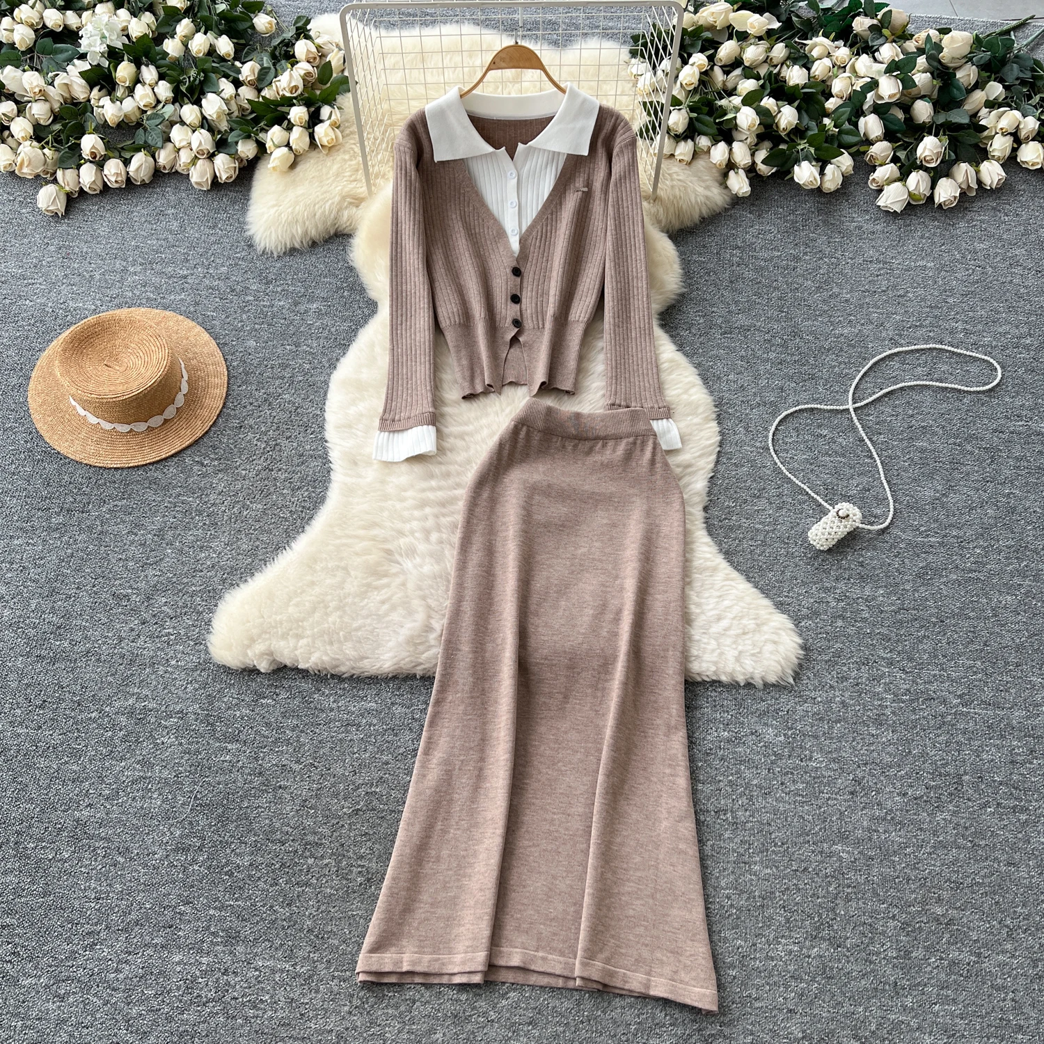 Sexy Two Pieces Sets Chic Fake two-piece Spliced long sleeve Top Fashion Hotsweet High Waist Wide
Sexy Two Pieces Sets Chic Fake two-piece Spliced long sleeve Top Fashion Hotsweet High Waist Wide