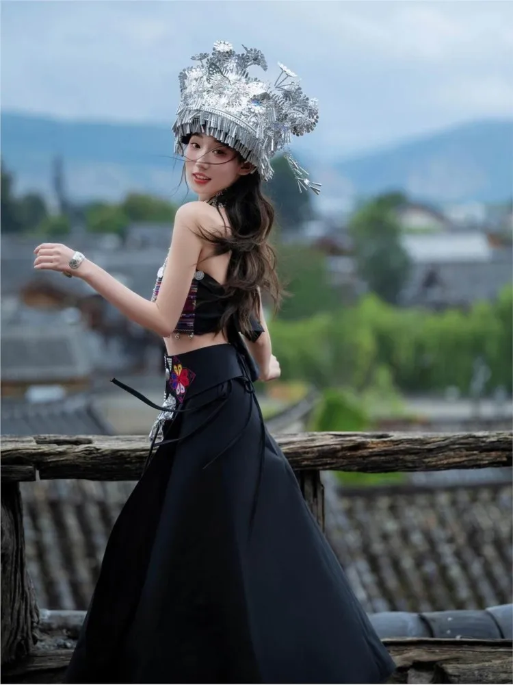 New clothing travel photography photo shoots exotic performance costumes women's wear
New clothing travel photography photo shoots exotic performance costumes women's wear