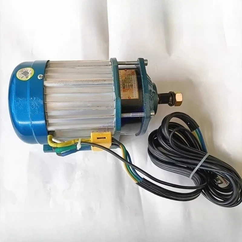 Electric tricycle brushless Datai chain motor 48V/60V/72V/1000W/1500W
Electric tricycle brushless Datai chain motor 48V/60V/72V/1000W/1500W