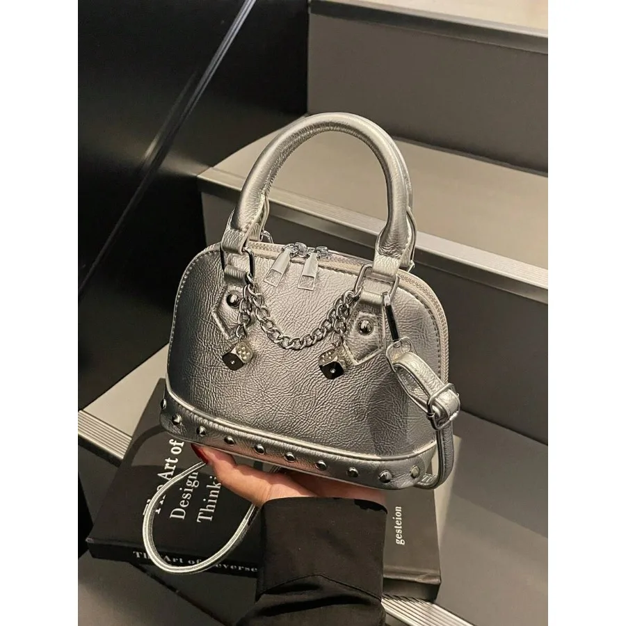 1pc Fashionable Silver PU Rivet Chain Decor Shell Bag Punk Style Mini Hand Bag, Y2K
1pc Fashionable Silver PU Rivet Chain Decor Shell Bag Punk Style Mini Hand Bag, Y2K