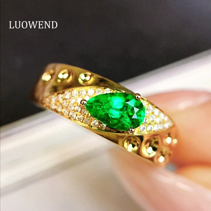 LUOWEND 100% 18K желтое золото кольца элегантные блестящие стильные натуральные бриллианты натуральный изумруд обручальное кольцо для женщин драгоценности
LUOWEND 100% 18K желтое золото кольца элегантные блестящие стильные натуральные бриллианты натуральный изумруд обручальное кольцо для женщин драгоценности