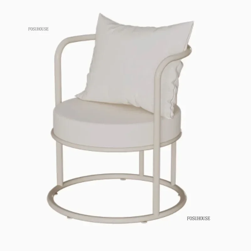 Nordic Wrought Iron Living Room Sofas for Bedroom Hotel Backrest Single sofa Leisure Small Apartment Balcony Coffee Table Chair
Nordic Wrought Iron Living Room Sofas for Bedroom Hotel Backrest Single sofa Leisure Small Apartment Balcony Coffee Table Chair