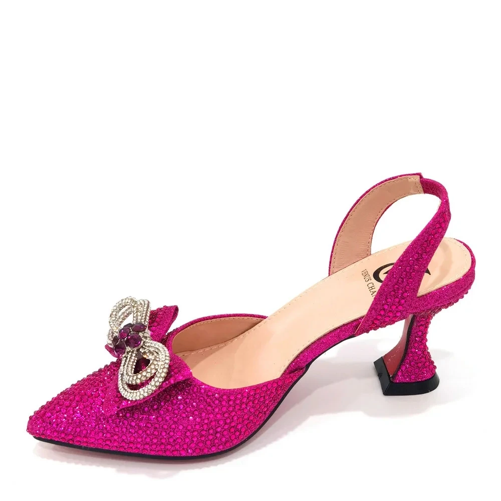 Italian Stylish Wedge Sandals Designer Shoes 2025 Summer Sexy Heel Bowknot Bling Bling Rhinestone Lady Heel Shoe
Italian Stylish Wedge Sandals Designer Shoes 2025 Summer Sexy Heel Bowknot Bling Bling Rhinestone Lady Heel Shoe
