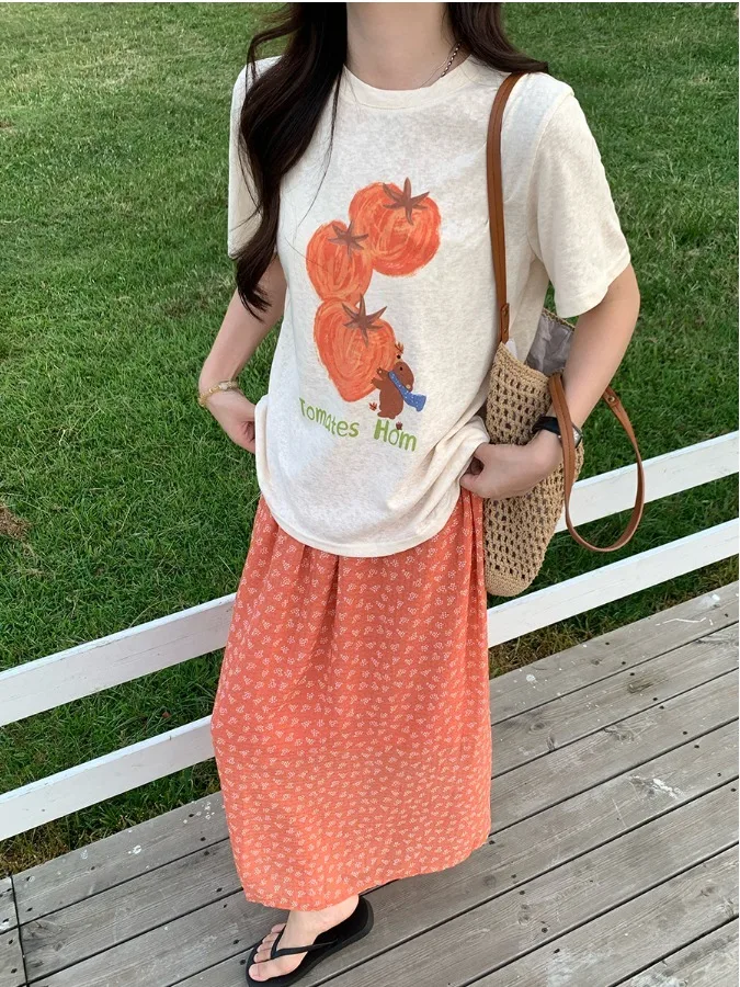 plus Size Slimming Short Sleeve T-Shirt Loose Tomato Bear Print Floral Orange High Waist A-Line Skirt Fashionable Summer Outfit
plus Size Slimming Short Sleeve T-Shirt Loose Tomato Bear Print Floral Orange High Waist A-Line Skirt Fashionable Summer Outfit