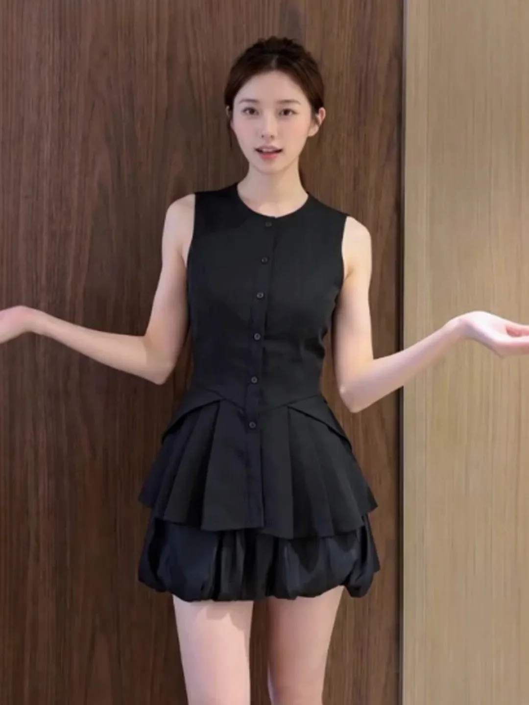 Korean Style Two-Piece Set Top And Skirt Comfortable Breathable Summer Outfit High Waist Slim Fit round Neckline Cotton ...
Korean Style Two-Piece Set Top And Skirt Comfortable Breathable Summer Outfit High Waist Slim Fit round Neckline Cotton ...
