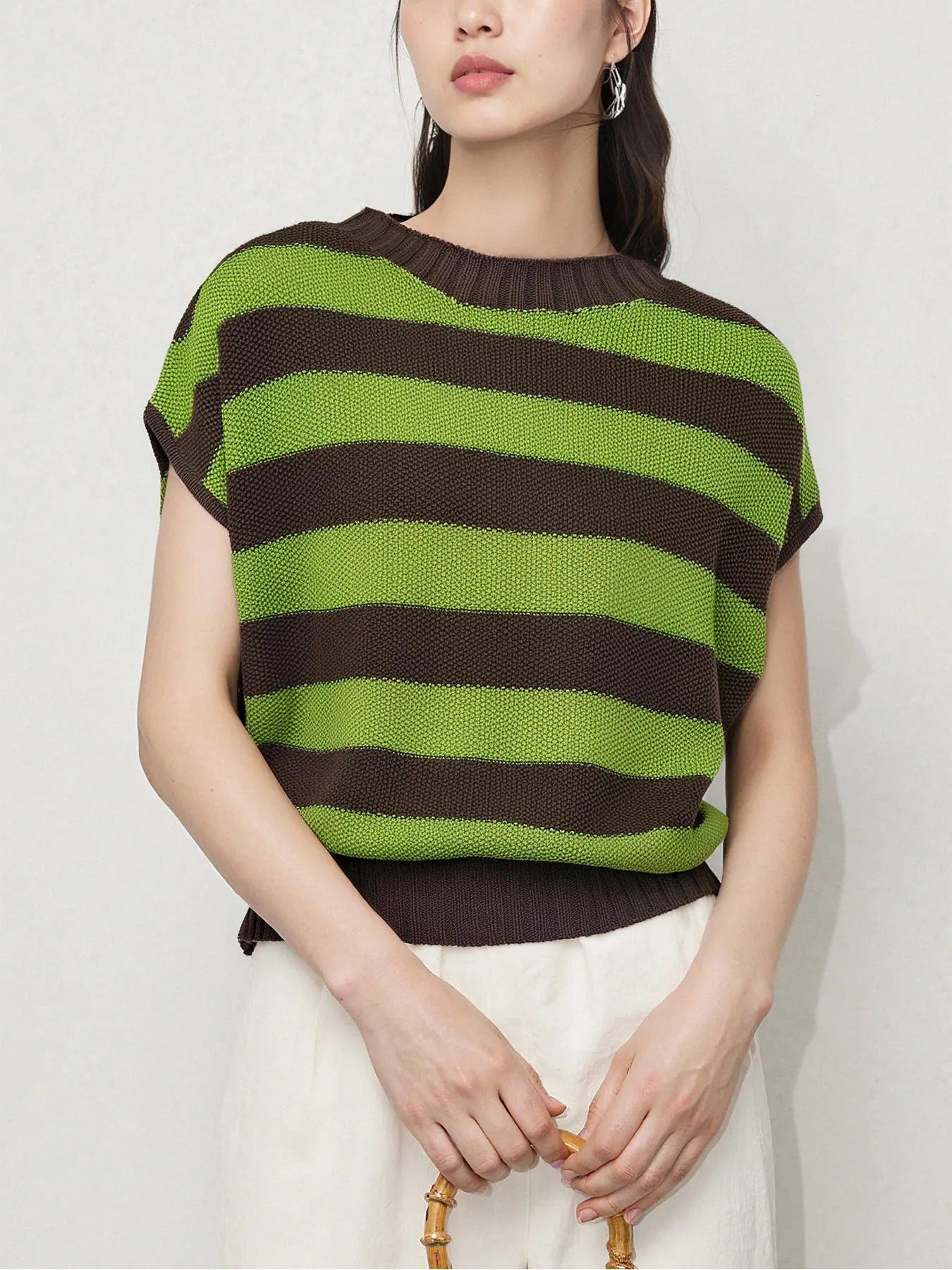 Women's Clothing - New Fashionable Casual Summer Dress with Color Contrasting Stripes Bat Sleeveless Knitted Sweater Loose Top
Women's Clothing - New Fashionable Casual Summer Dress with Color Contrasting Stripes Bat Sleeveless Knitted Sweater Loose Top
