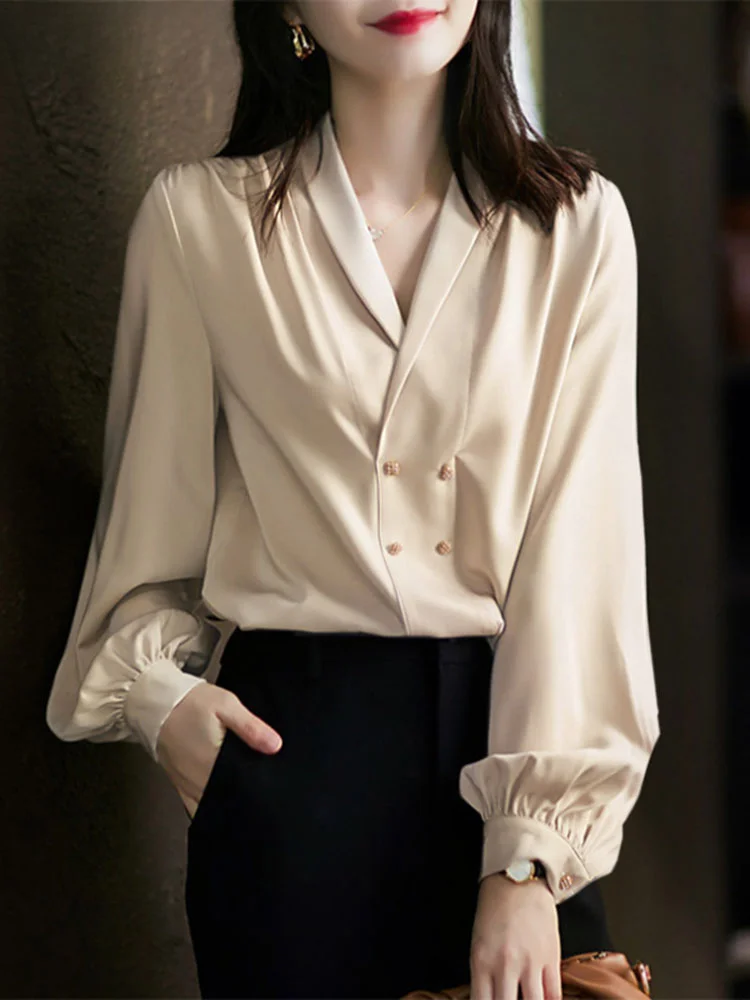 Women Satin Silk Blouse Sexy Elegant Solid V-Neck Shirt 2024 Autumn Long Lantern Sleeve Tops Fashion Office Buttons Blusa
Women Satin Silk Blouse Sexy Elegant Solid V-Neck Shirt 2024 Autumn Long Lantern Sleeve Tops Fashion Office Buttons Blusa
