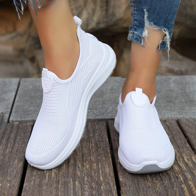 Женская повседневная спортивная обувь без шнуровки, легкие нескользящие мягкие спортивные кроссовки с дышащей сеткой на открытом воздухе
Женская повседневная спортивная обувь без шнуровки, легкие нескользящие мягкие спортивные кроссовки с дышащей сеткой на открытом воздухе
