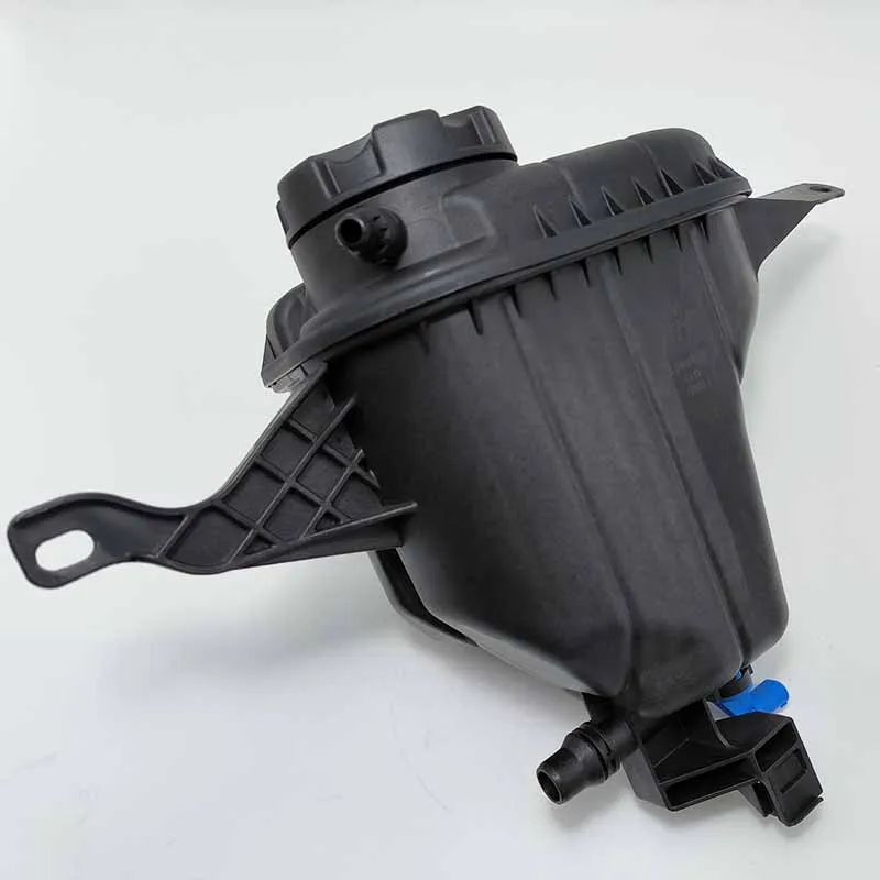 17137601950 17137647284 Engine Coolant Reservoir Expansion Tank for BMW F10 F18 F01 F02 F03
17137601950 17137647284 Engine Coolant Reservoir Expansion Tank for BMW F10 F18 F01 F02 F03