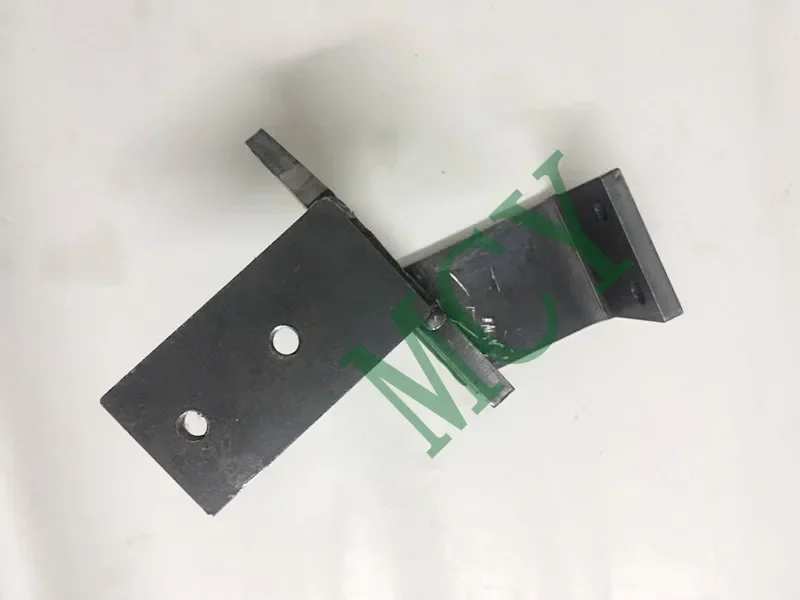 Komatsu excavator PC100/120/200/230-2/3/5/6 throttle motor motor bracket seat accessories
Komatsu excavator PC100/120/200/230-2/3/5/6 throttle motor motor bracket seat accessories